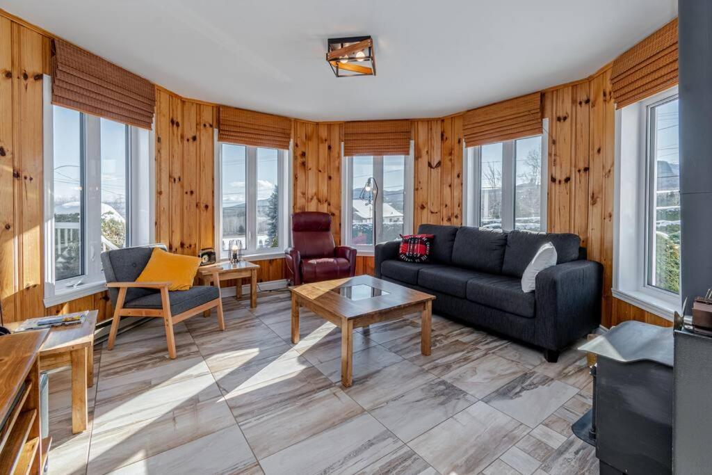 Spa, sauna et foyer : Le Phare de Baie-Saint-Paul Extérieur photo